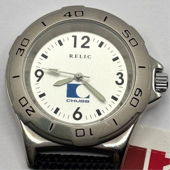 Silver Relic KeyChain Men's Watch - Picture 3 of 5